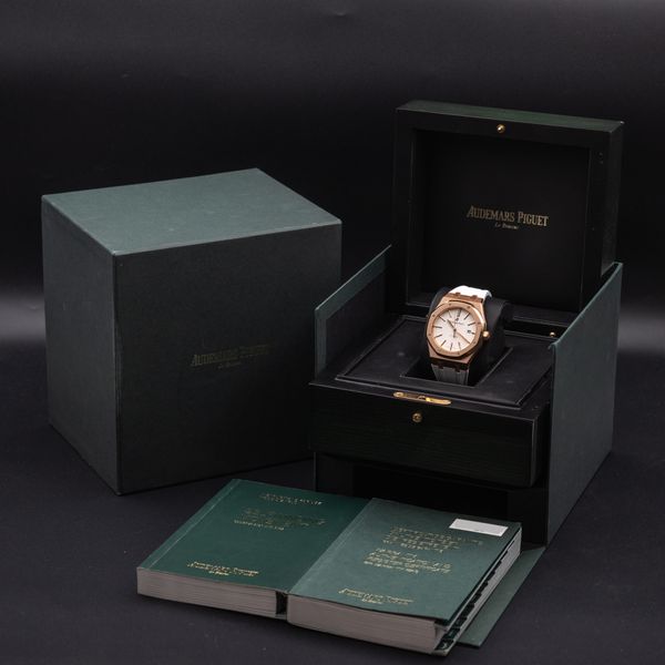 Audemars Piguet Royal Oak 15400OR.OO.D088CR.01